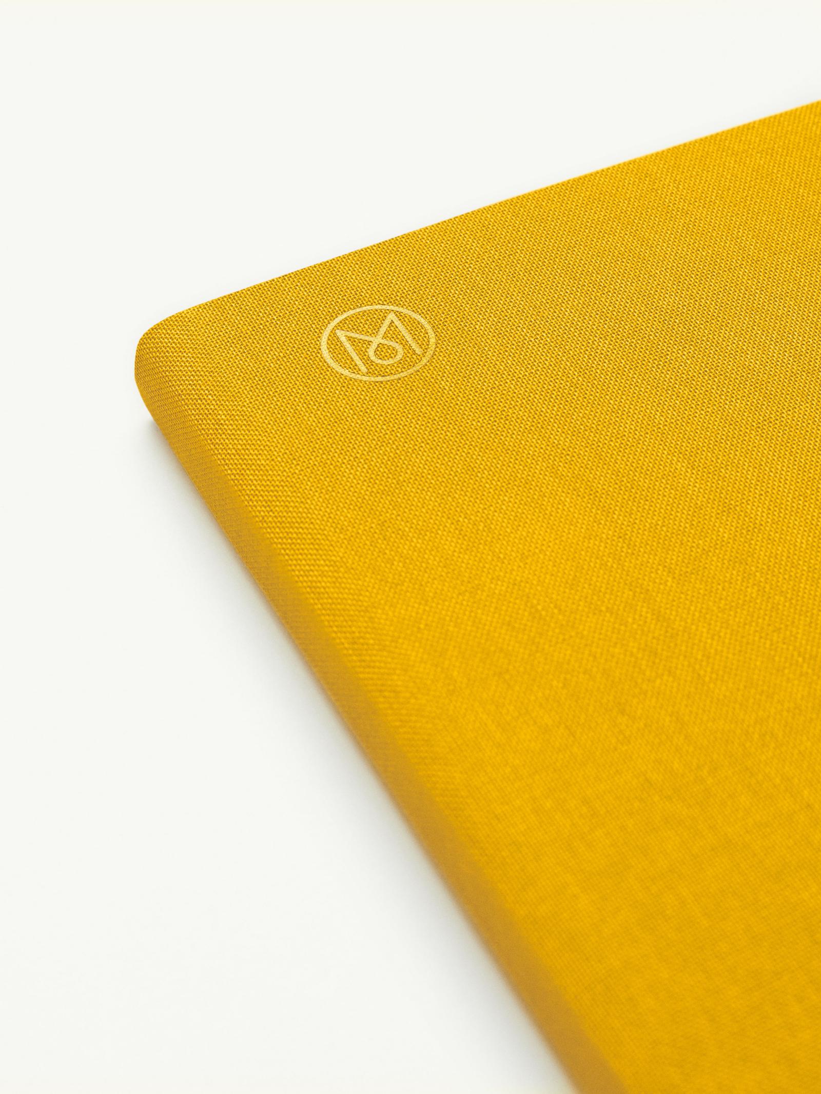 Hardcover Notebook Monocle, Dotted grid, B5, Yellow